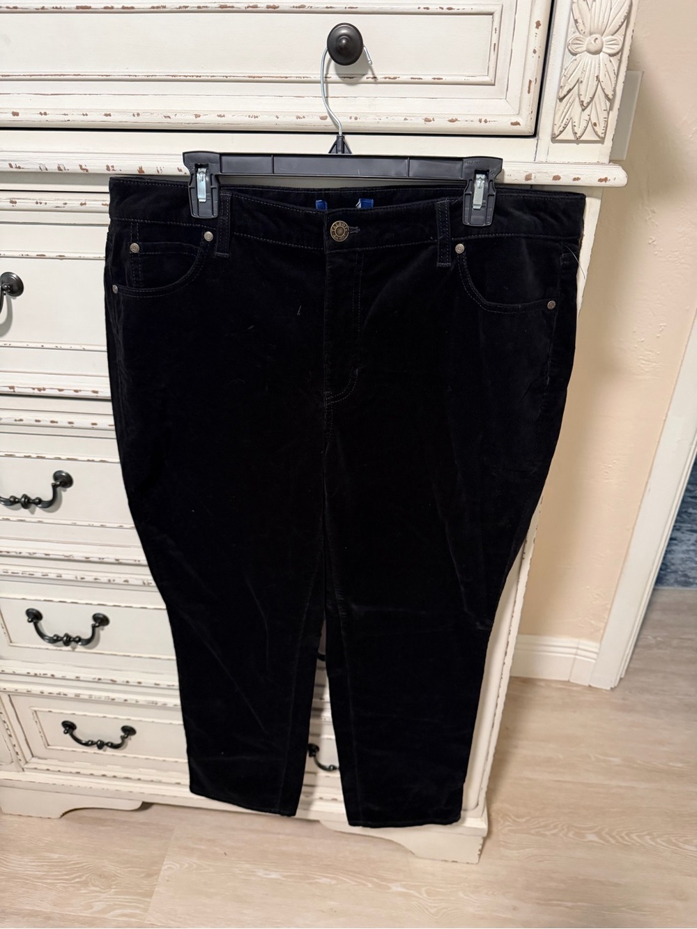 Talbots Black Corduroy Straight-Leg Jeans- NWOT- Clearance